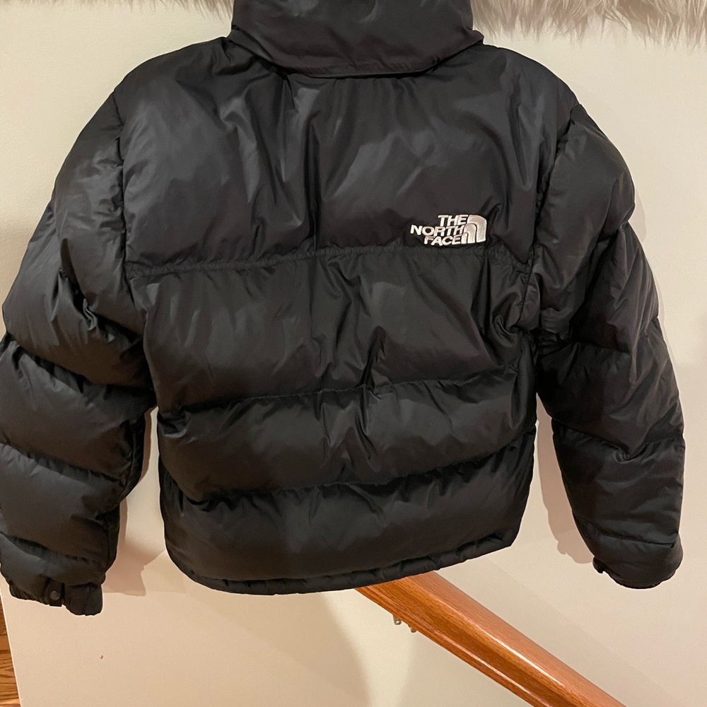 The North Face 1996 Nuptse Women’s 700 Fill Down Jacket - Picture 2 of 9